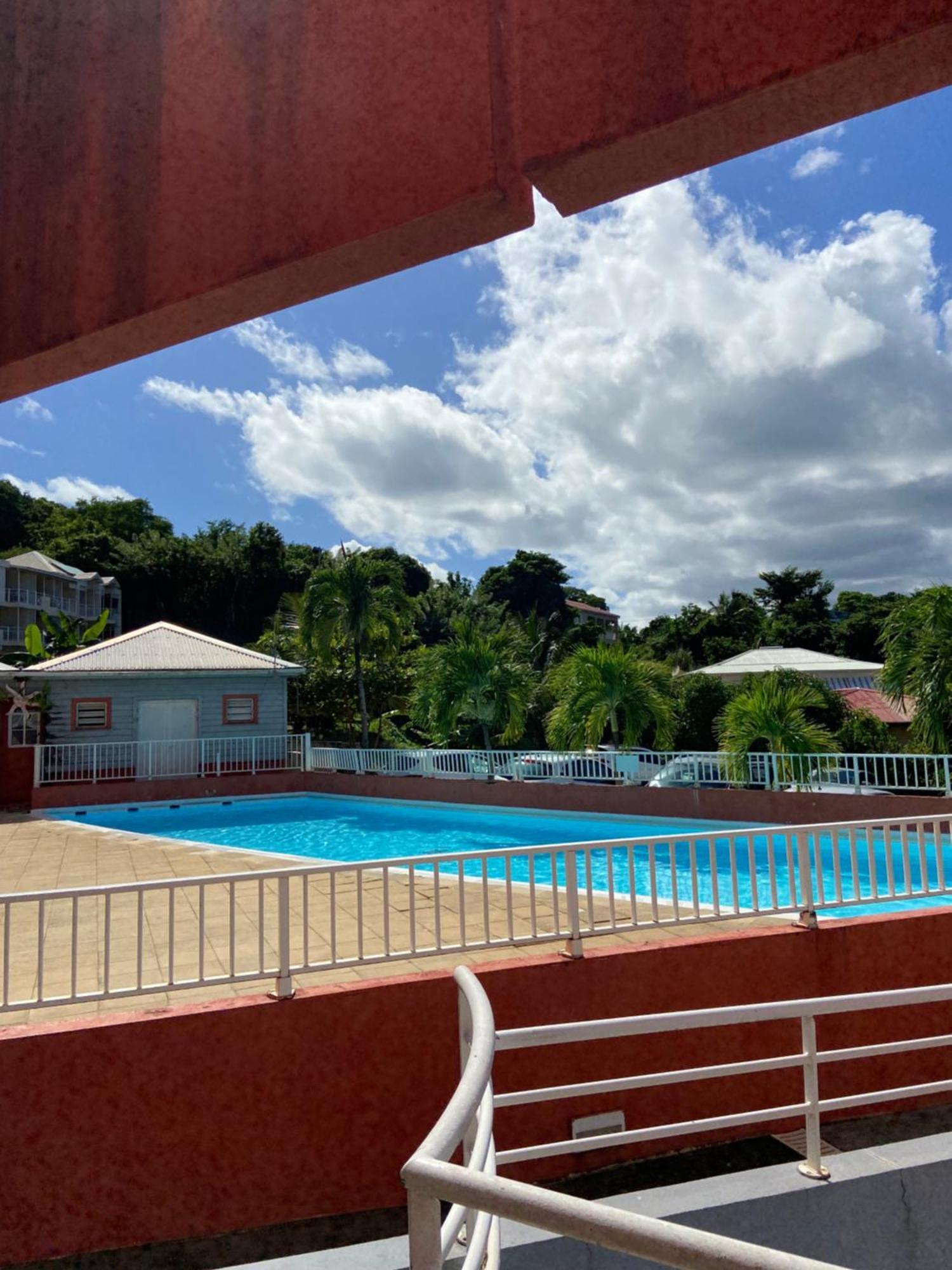 Studio Paisible Avec Piscine, Pas Loin De La Plage Ла Трините Екстериор снимка